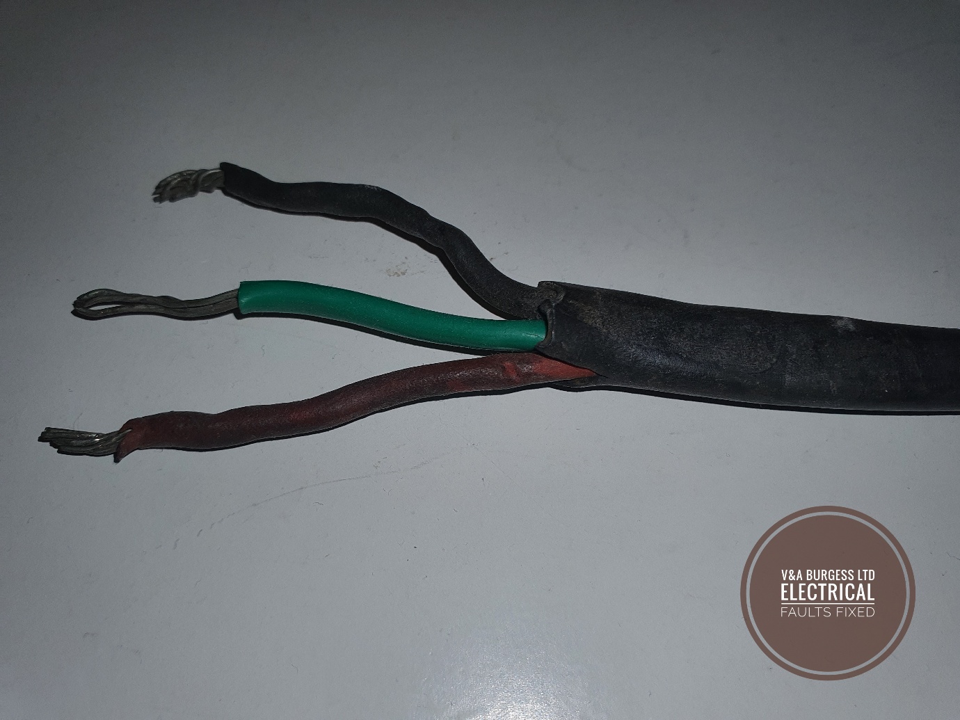 A close-up of a rubber 
cable