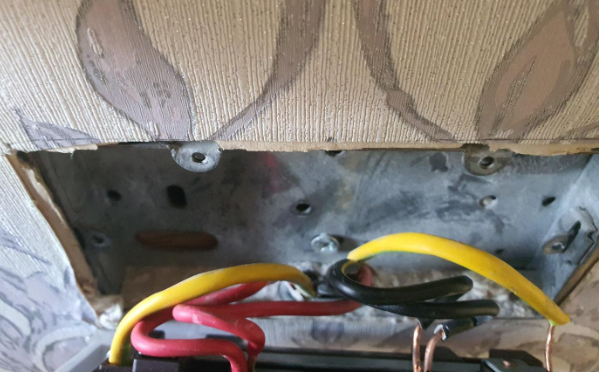 2.5mm cablepara un circuito de anillo. ¡La caja trasera es demasiado pequeña! - Fallas eléctricas solucionadas 