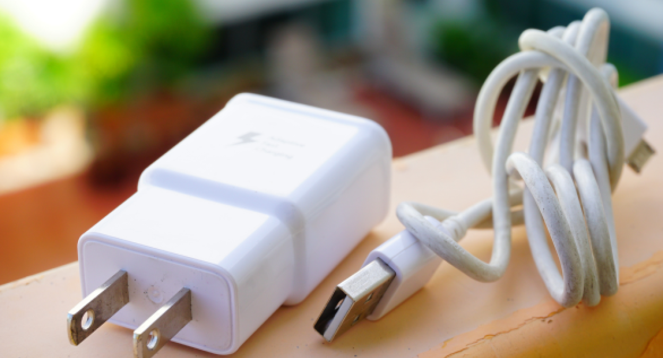 Are fake phone chargers dangerous? Can cheap be real? - Electrical Faults Fixed