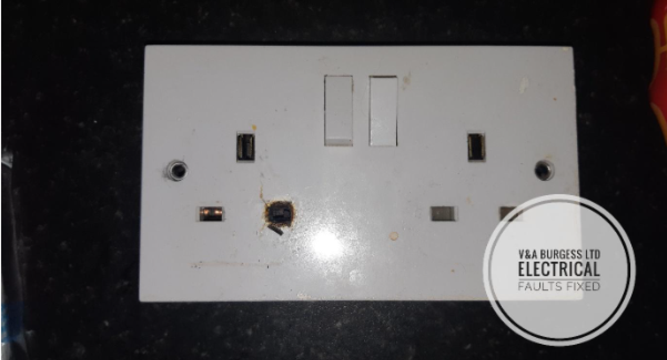 12 Signs your electrical outlets need replacing at home